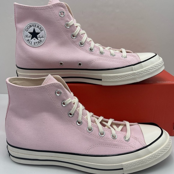Converse Men’s A10527F
CHUCK 70 HI
PINK FROSTING/EGRET/BLACK High-Top Sneakers - Picture 1 of 16